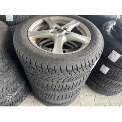 17� Nissan Qashqai Ref.869 vinterd�k 