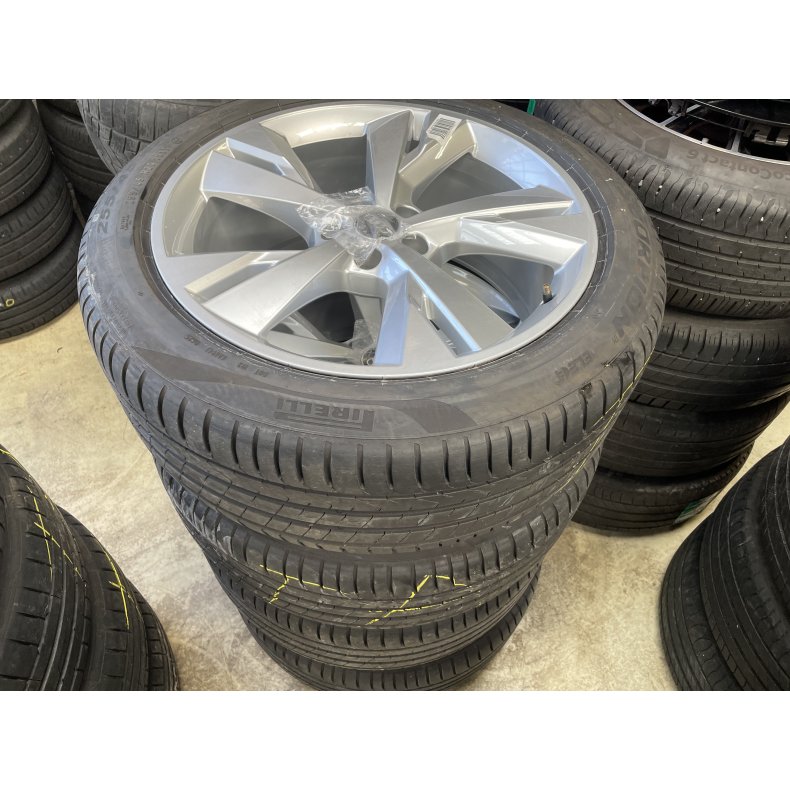 20� Audi Q4 Ref.259A sommerd�k 