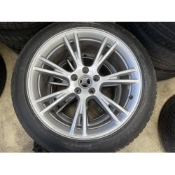 19� Tesla Model Y Ref.141 vinterd�k 