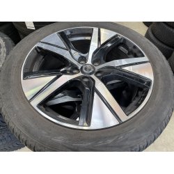 19� Volvo XC40 Ref.232 vinterd�k 