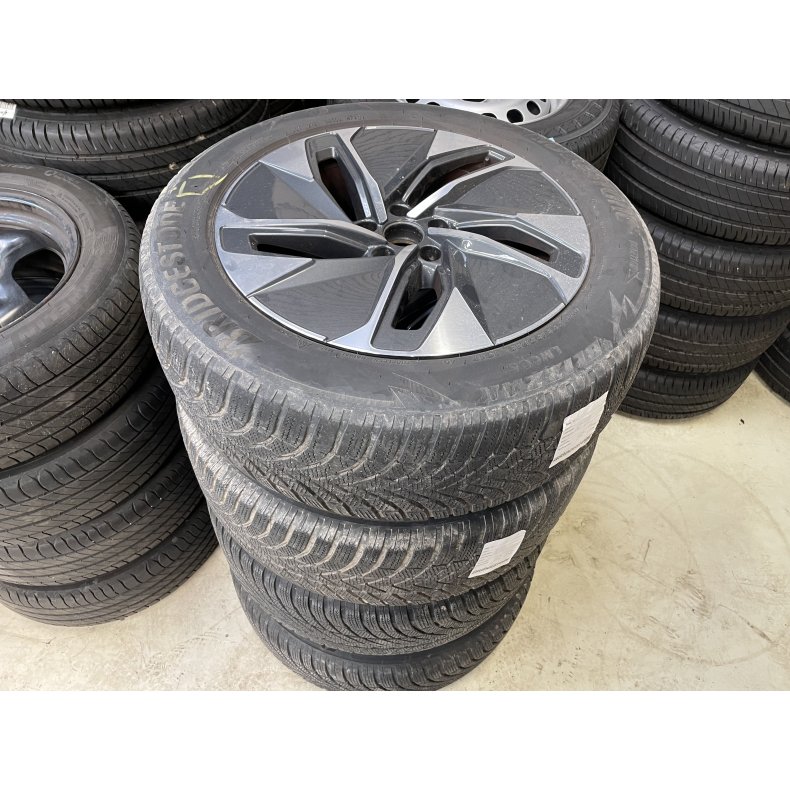 19� VW ID.4/5 Ref.140 vintersol 