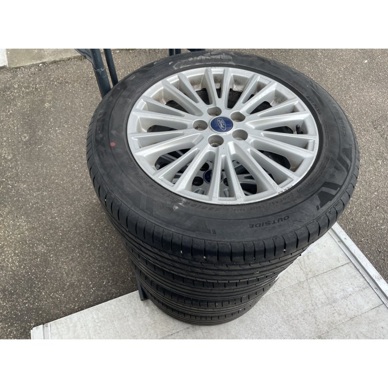 17� Ford Galaxy Ref.837 sommerd�k 