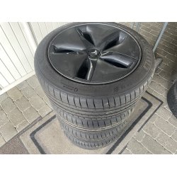 18� Tesla Model 3 Ref.P15 sommerd�k 