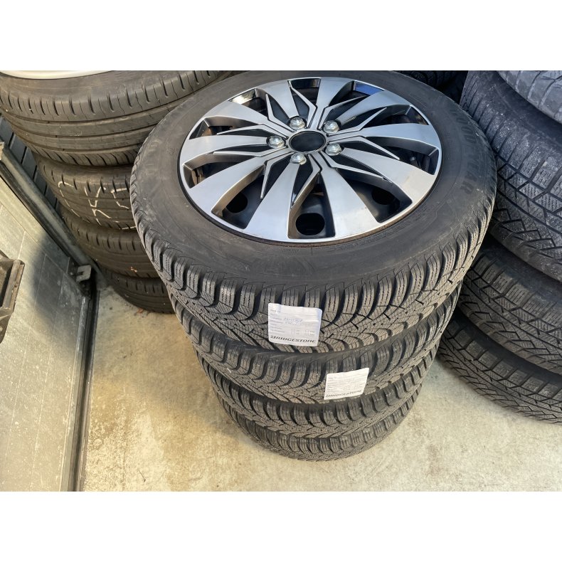 16� VW T-Corss Ref.212B vinterd�k 