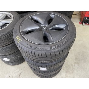 18� Tesla Model 3 Ref.1006 sommerd�k 