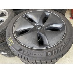 18� Tesla Model 3 Ref.1006 sommerd�k 