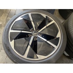 21� Audi Q4 Ref.K4 sommerd�k 