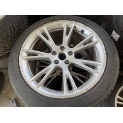 19� Tesla Model Y Ref.P20 hel�rsd�k 