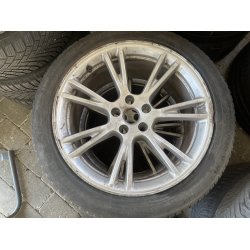 19� Tesla Model Y Ref.P20 hel�rsd�k 