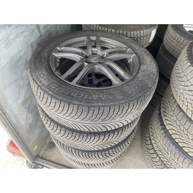 18� Ford Kuga Ref.P2 vinterd�k 