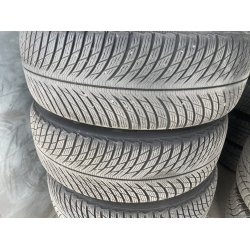 18� Ford Kuga Ref.P2 vinterd�k 