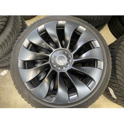 21� Tesla Model Y Ref.255 vinterd�k 