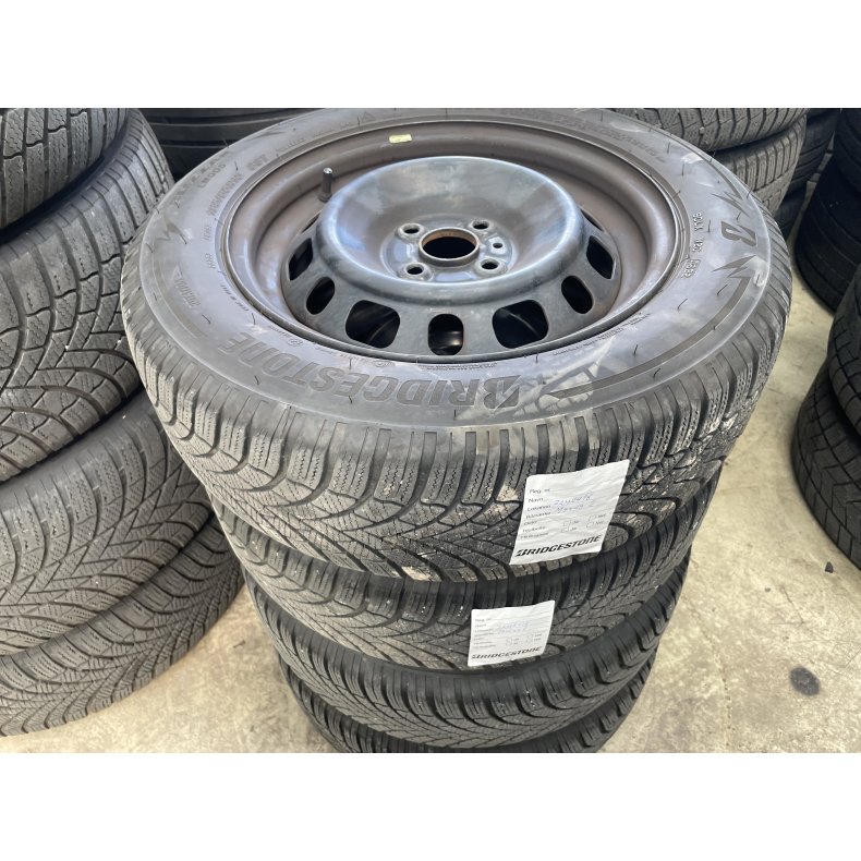 15� Mazda 2 Ref.215A vinterd�k 