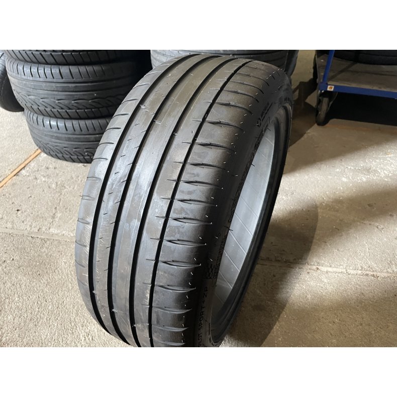 18 Michelin 225/45r18 Red.J42 sommer