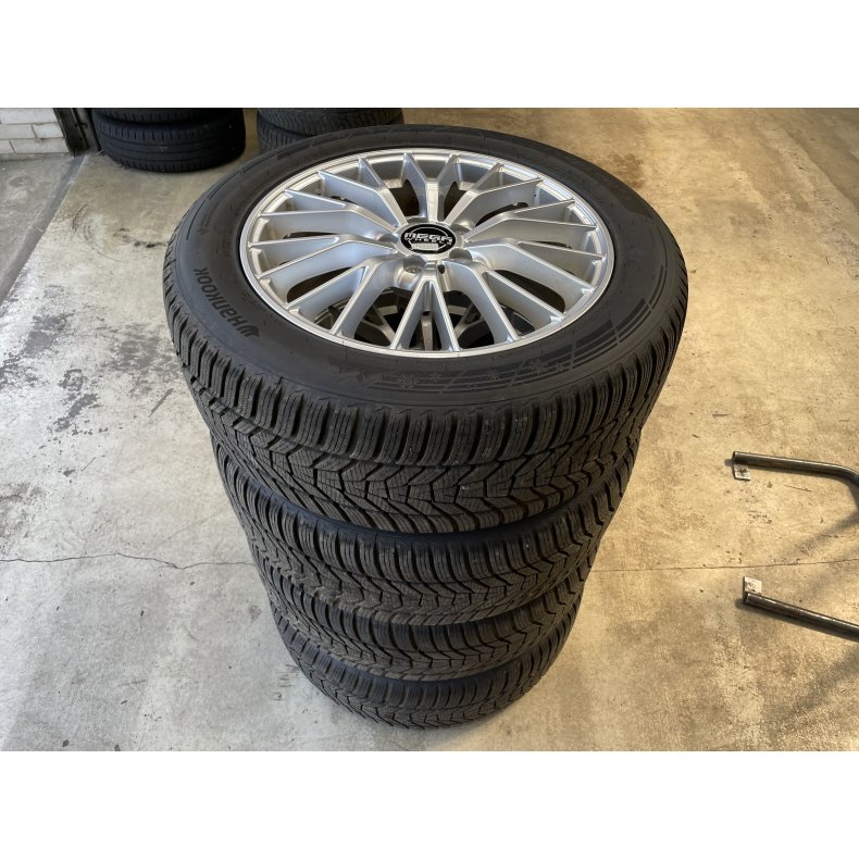 18� Volvo XC40 Ref.232 vinterd�k 