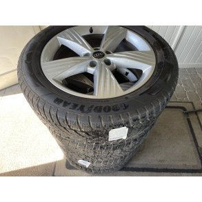 19� Audi Q4, Skoda Enyaq, VW ID.4 Ref.737 vinterd�k 