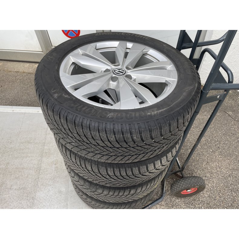 19� VW ID.4 Ref.782 vinterd�k 