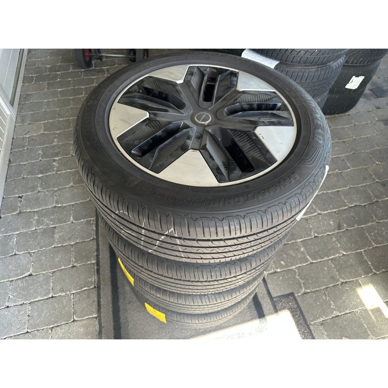 18� Volvo EX30 Ref.723 sommerd�k 