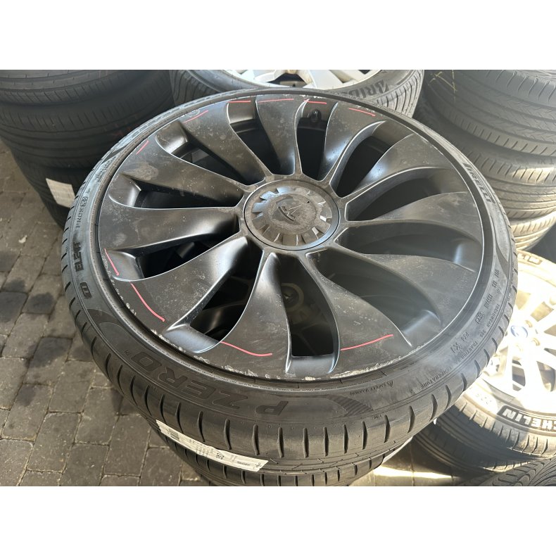 21� Tesla Model Y Ref.K5 sommerd�k 