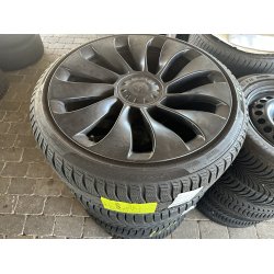 21� Tesla Model Y Ref.709 vinterd�k 
