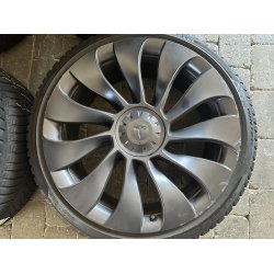 21� Tesla Model Y Ref.709 vinterd�k 