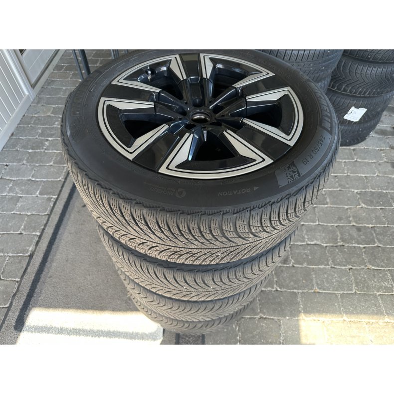 19� BMW IX3 Ref.P19 vinterd�k 