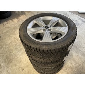 19� Audi Q4 Ref.104 pigd�k 