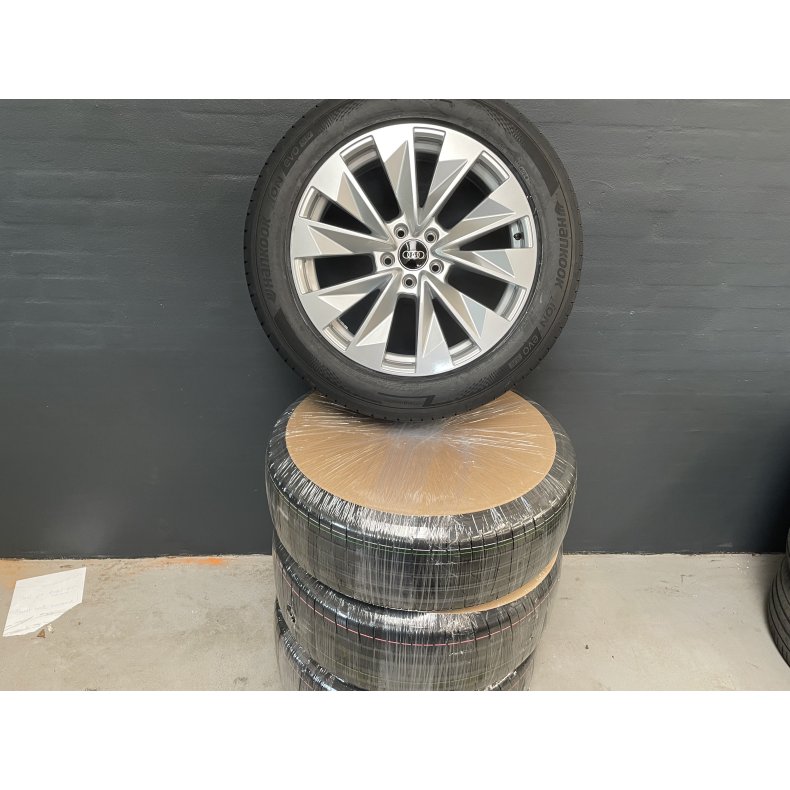 19 AUDI Q4, SKODA ENYAQ REF.P97 sommerdk