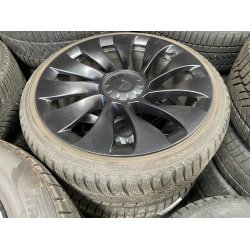 20� Tesla Model 3 Ref.A65 vinterd�k 