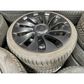 20� Tesla Model 3 Ref.A65 vinterd�k 