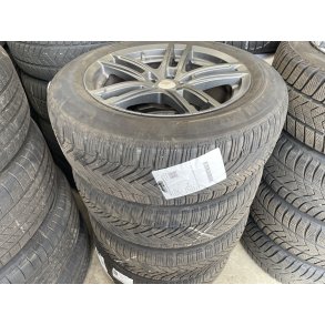 17� BMW i4 Ref.A75 vinterd�k 