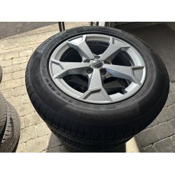 17� Audi Q3 Ref.P9 vinterd�k 
