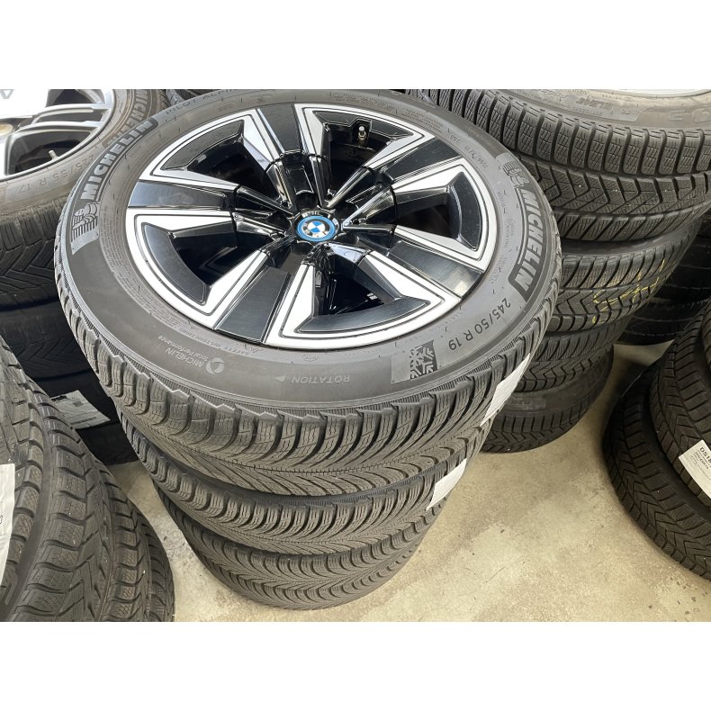 19� BMW IX3 Ref.A61 vinterd�k 