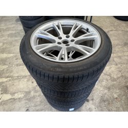 19� Tesla Model Y Ref.1010 vinterd�k 
