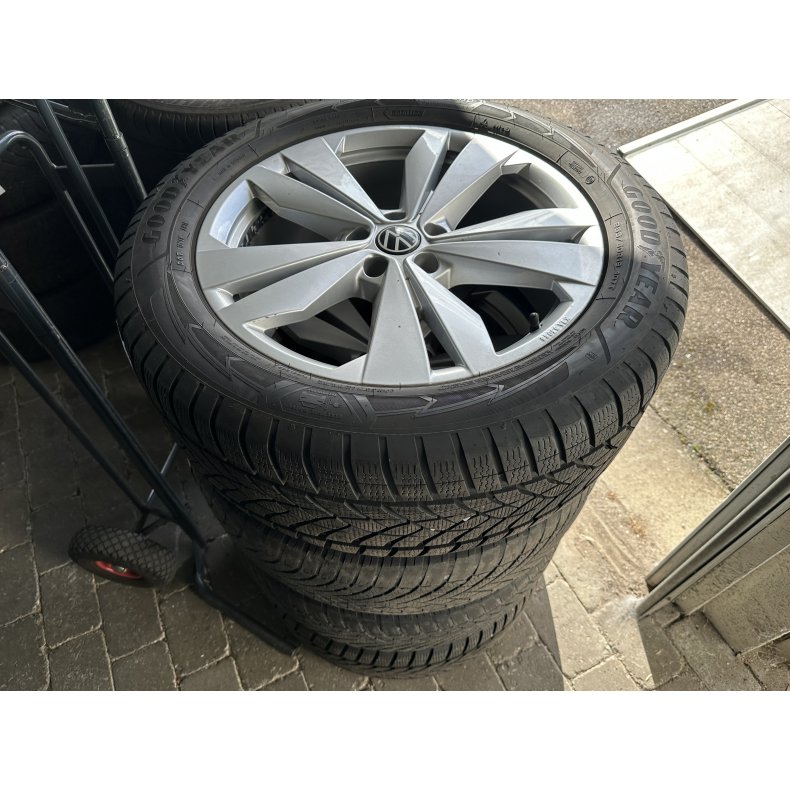 19� VW ID.4 Ref.836 vinterd�k 