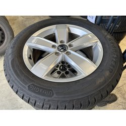 17� VW Tiguan Ref.A76 vinterd�k 