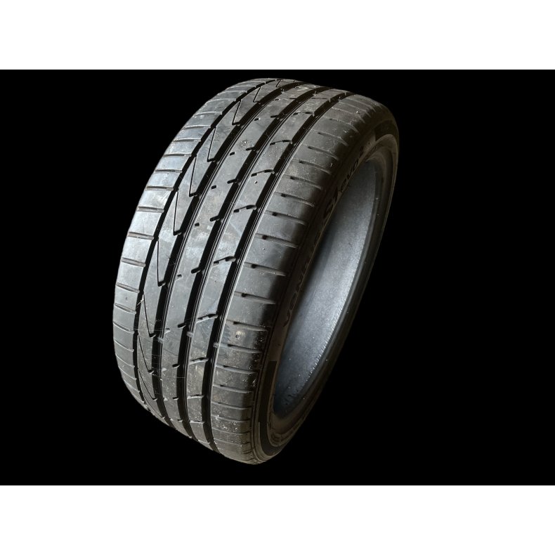 19 Hankook 245/40r19 Ref.J90 sommer