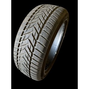 Dk 18 Vredestein 215/50r18 Ref.W30 vinter