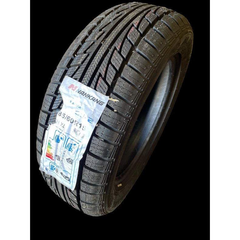 15 185/60r15 Nankang Ref.W37 vinter