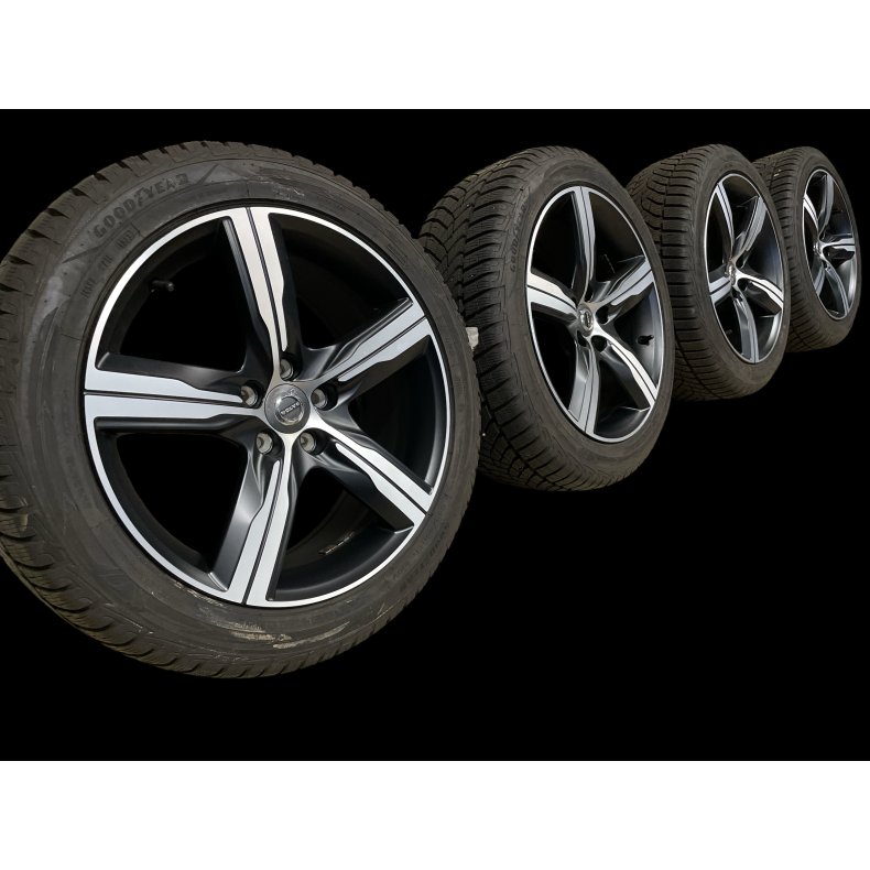 18 Volvo V90 245/45r18 Ref.280 vinter