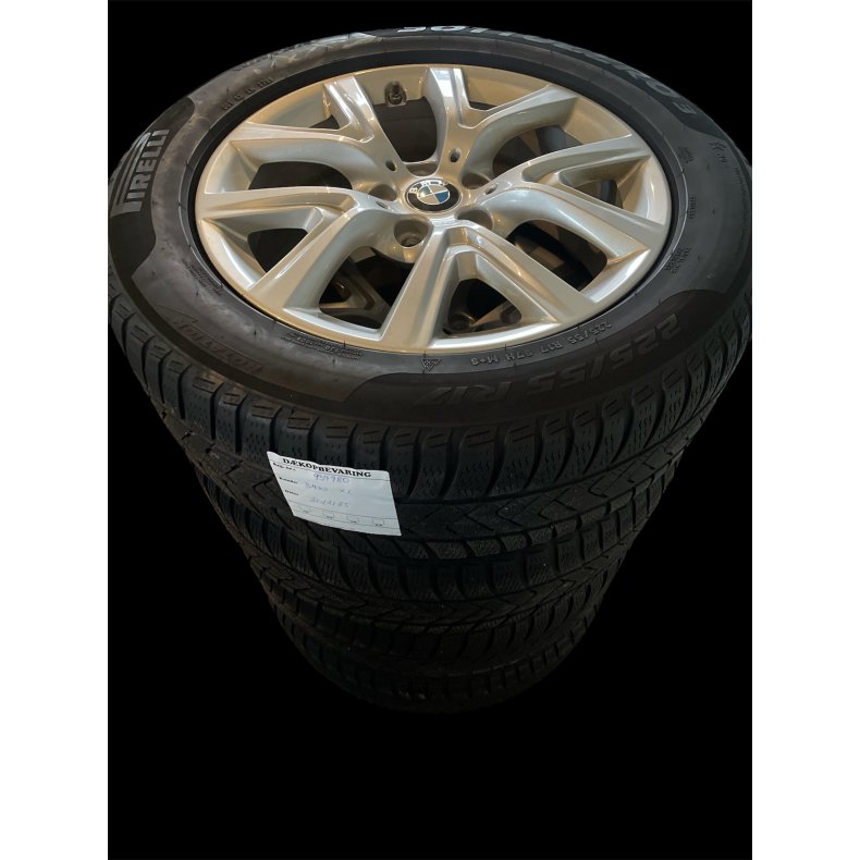 17 BMW X1 225/55r17 Ref.K11 vinter 