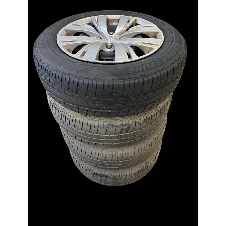 15 Peugeot 208 185/65r15 Ref.261 sommer 