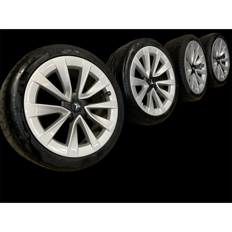 19 Tesla Model 3 235/40r19 Ref.764 sommer 