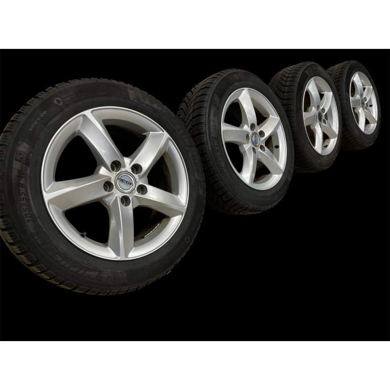 16 Volvo V40 Ref.895 aluflge vinterdk